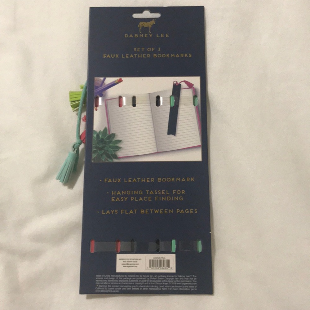 🦓 Dabney Lee Set of 3 Faux Leather Bookmarks - Picture 6 of 6